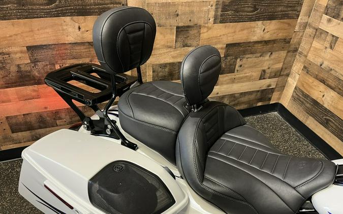 2016 Harley-Davidson® CVO™ Street Glide® White Amethyst with Black Licorice Flames