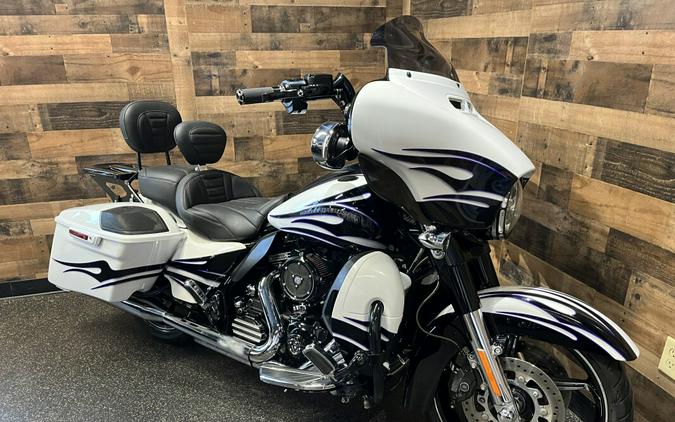 2016 Harley-Davidson® CVO™ Street Glide® White Amethyst with Black Licorice Flames