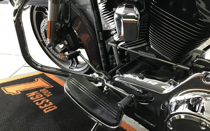 2015 Harley-Davidson® Street Glide® Special Charcoal Pearl