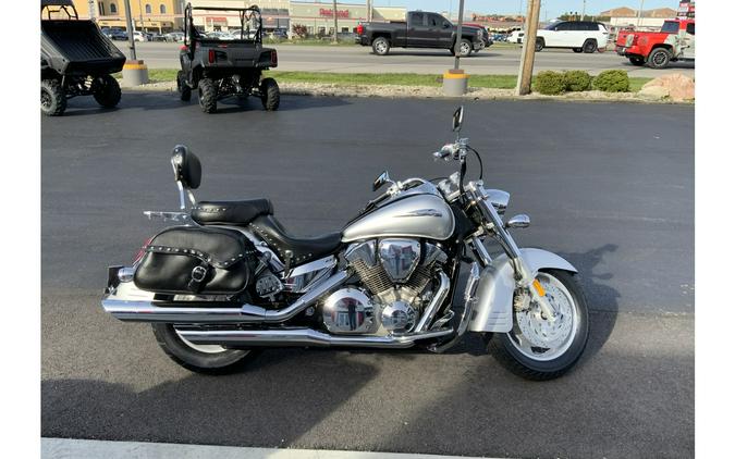 2006 Honda VTX1300R