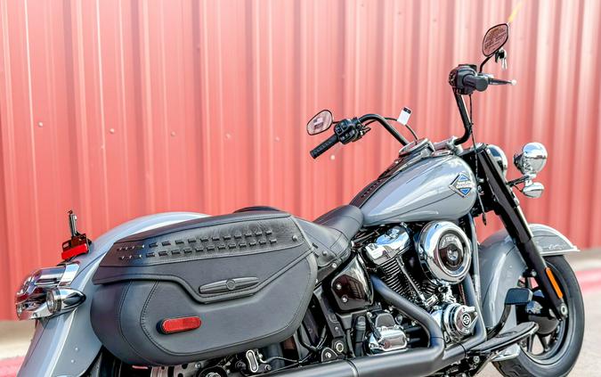 2026 Harley-Davidson® Heritage Classic® FLHC