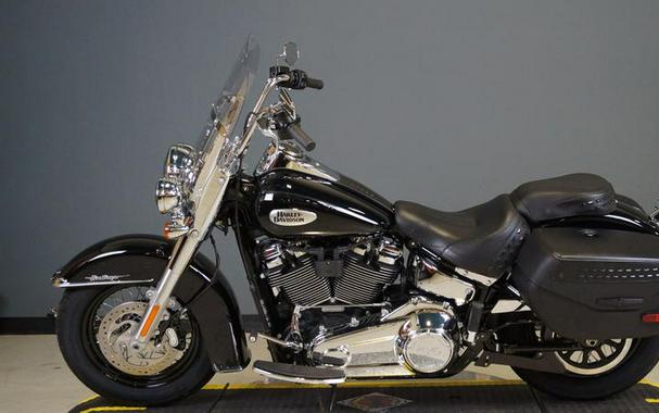 2022 Harley-Davidson® FLHCS - Heritage Classic 114