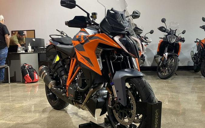 2023 KTM 1290 Super Duke GT