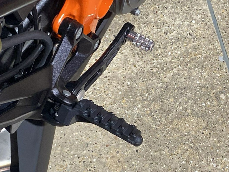 2023 KTM 1290 Super Duke GT