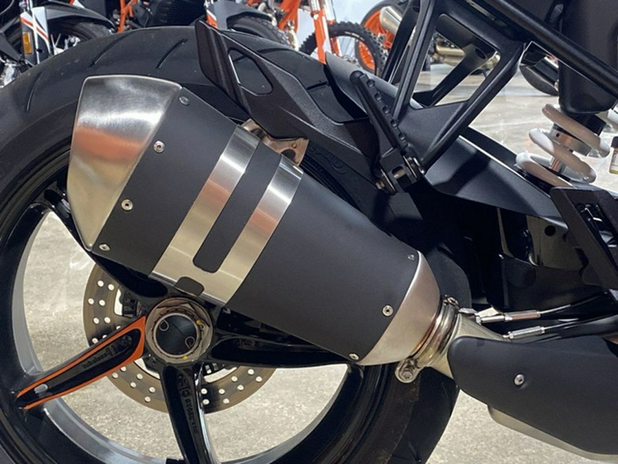 2023 KTM 1290 Super Duke GT