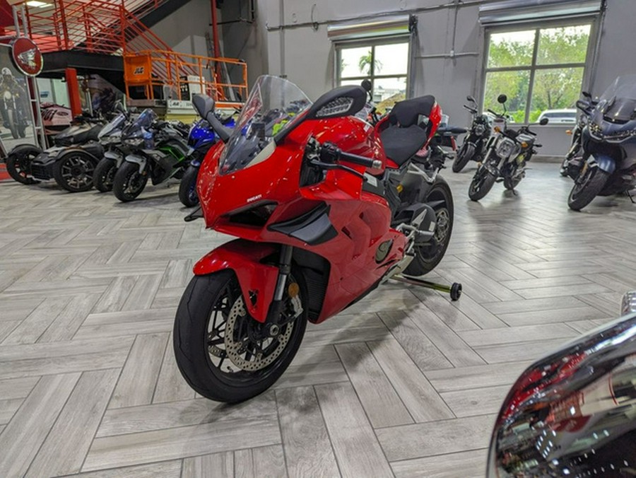 2021 Ducati Panigale V4 Ducati Red