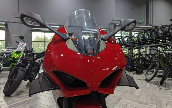 2021 Ducati Panigale V4 Ducati Red