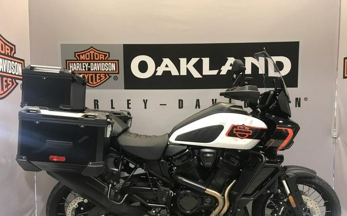 Harley-Davidson® Pan America 1250 Limited 2026