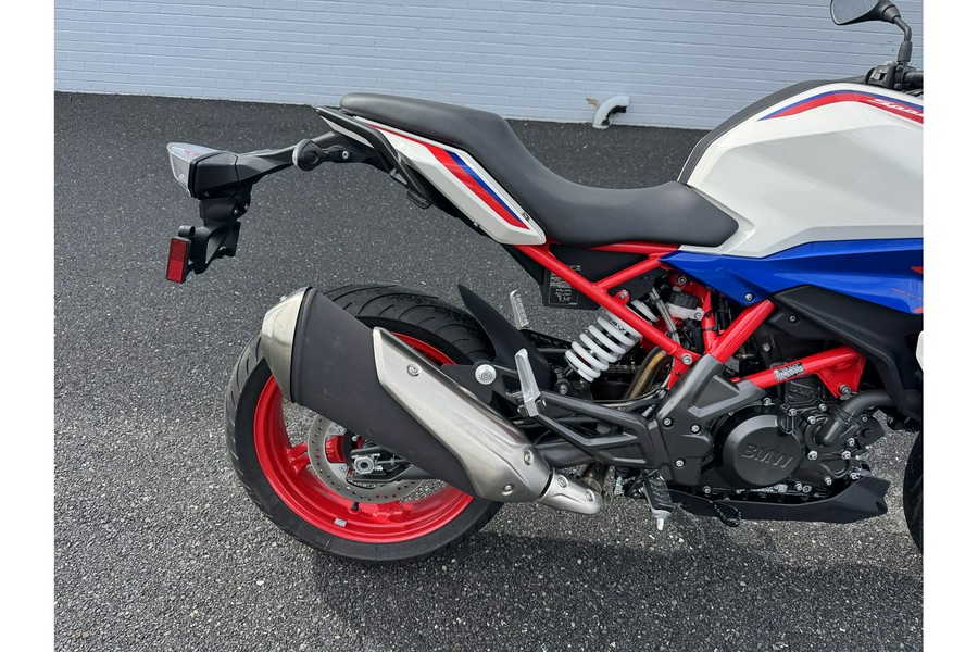 2023 G 310 R - BMW