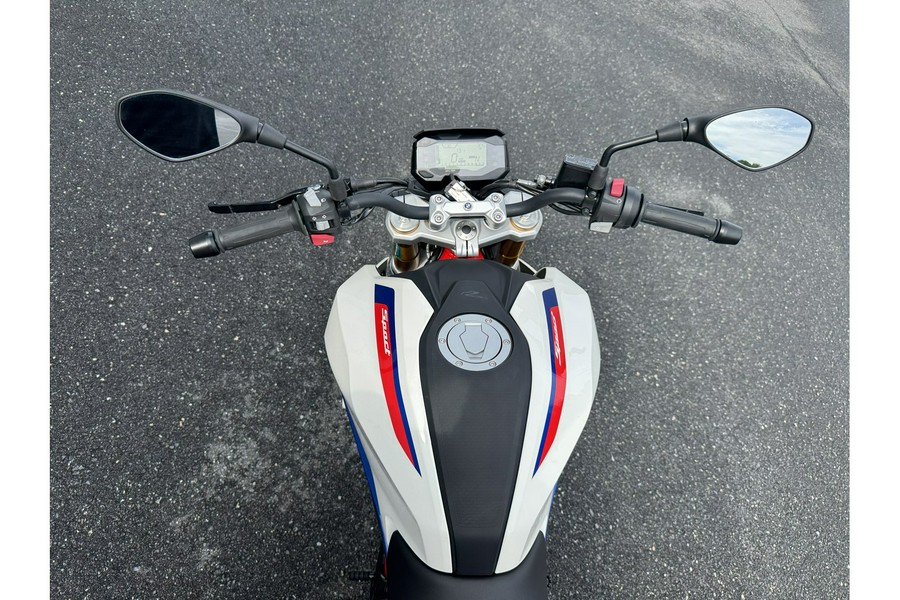 2023 G 310 R - BMW