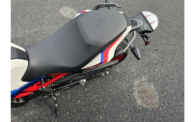 2023 G 310 R - BMW