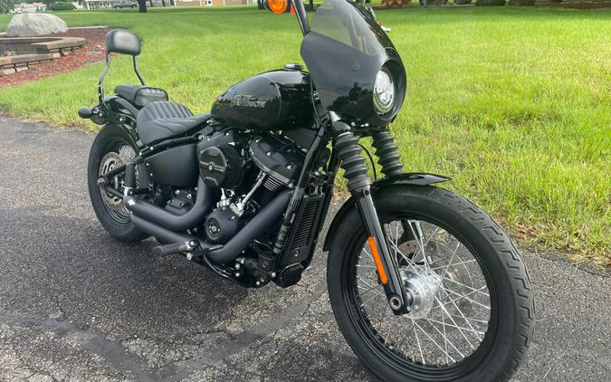 2018 Harley-Davidson Street Bob Vivid Black