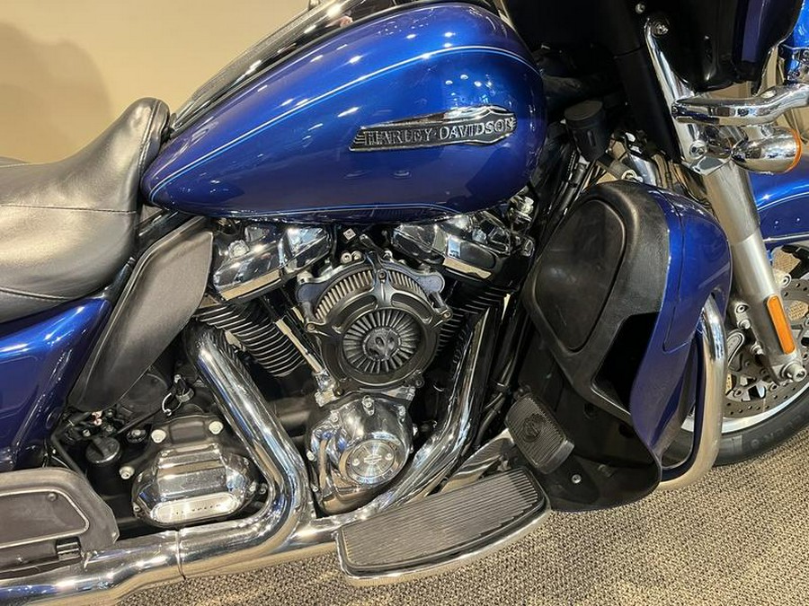 2017 Harley-Davidson® FLHTCUTG - Tri Glide® Ultra