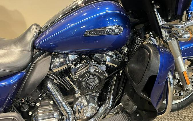 2017 Harley-Davidson® FLHTCUTG - Tri Glide® Ultra
