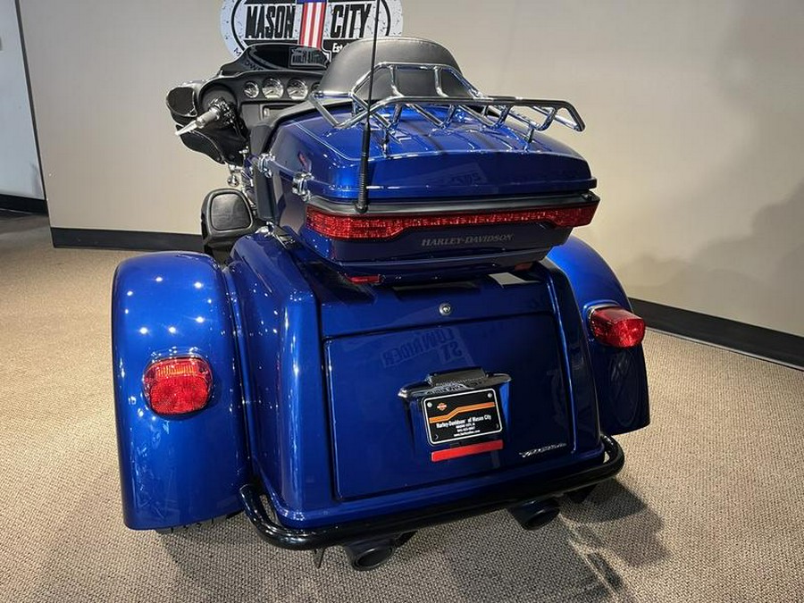 2017 Harley-Davidson® FLHTCUTG - Tri Glide® Ultra