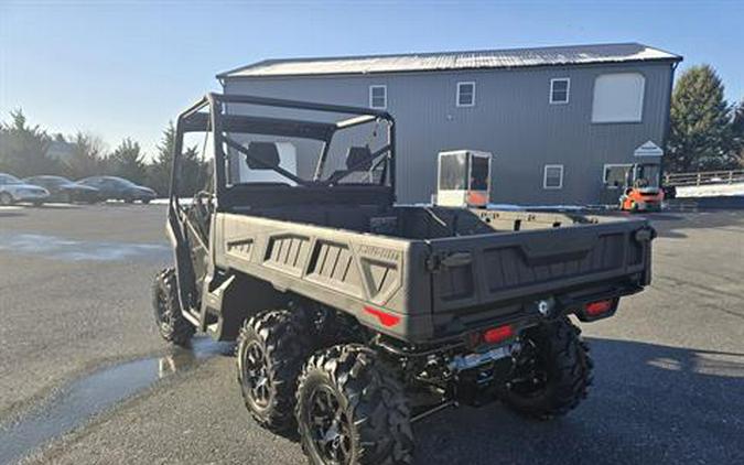 2026 Can-Am Defender 6x6 DPS