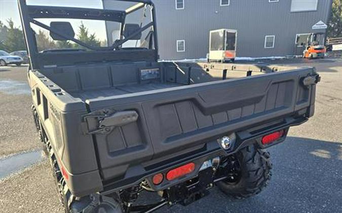 2026 Can-Am Defender 6x6 DPS