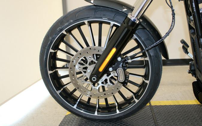 New 2026 Harley-Davidson Breakout Cruiser FXBR Motorcycle For Sale In Miami, Florida