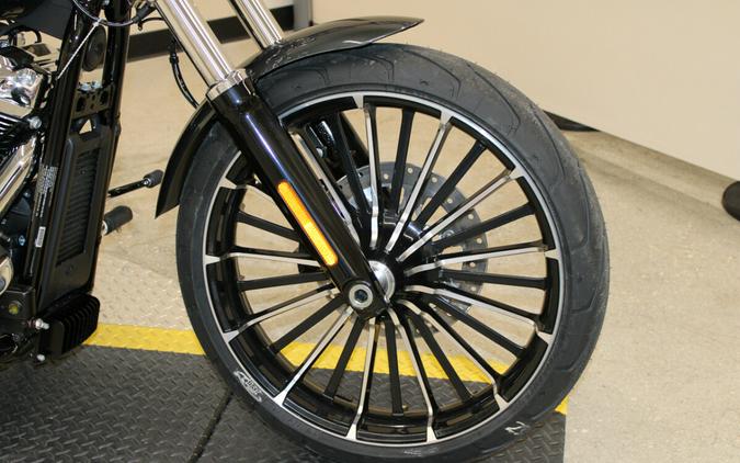 New 2026 Harley-Davidson Breakout Cruiser FXBR Motorcycle For Sale In Miami, Florida