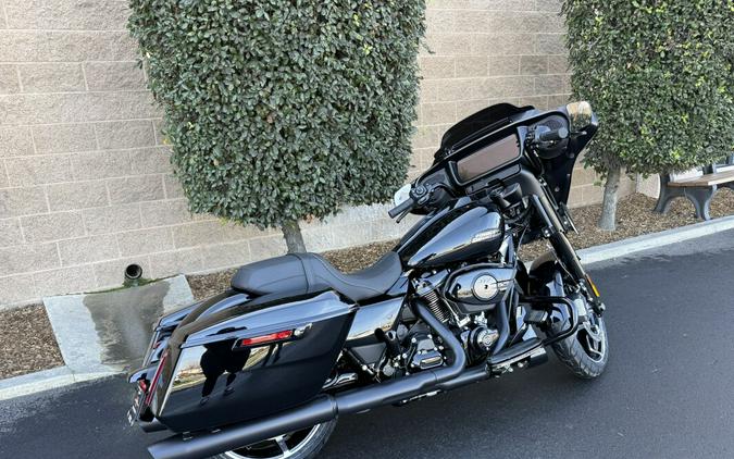 FLHX 2026 Street Glide®