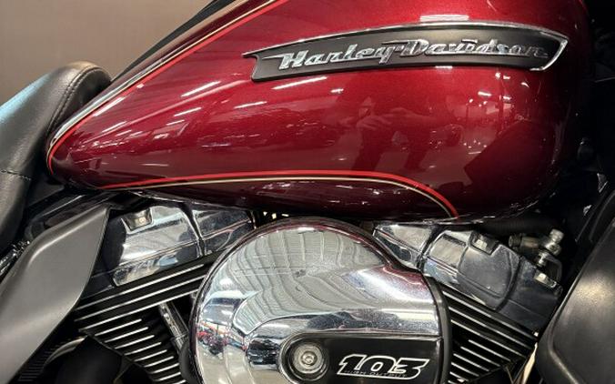 2016 Harley-Davidson® Road Glide® Ultra Two-Tone Mysterious Red Sunglo/Velocity Red Sunglo