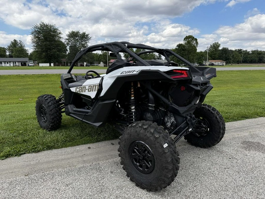 2024 Can-Am® Maverick X3 RS Turbo RR Catalyst Gray