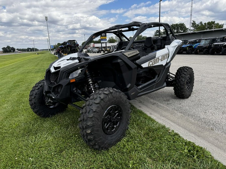 2024 Can-Am® Maverick X3 RS Turbo RR Catalyst Gray