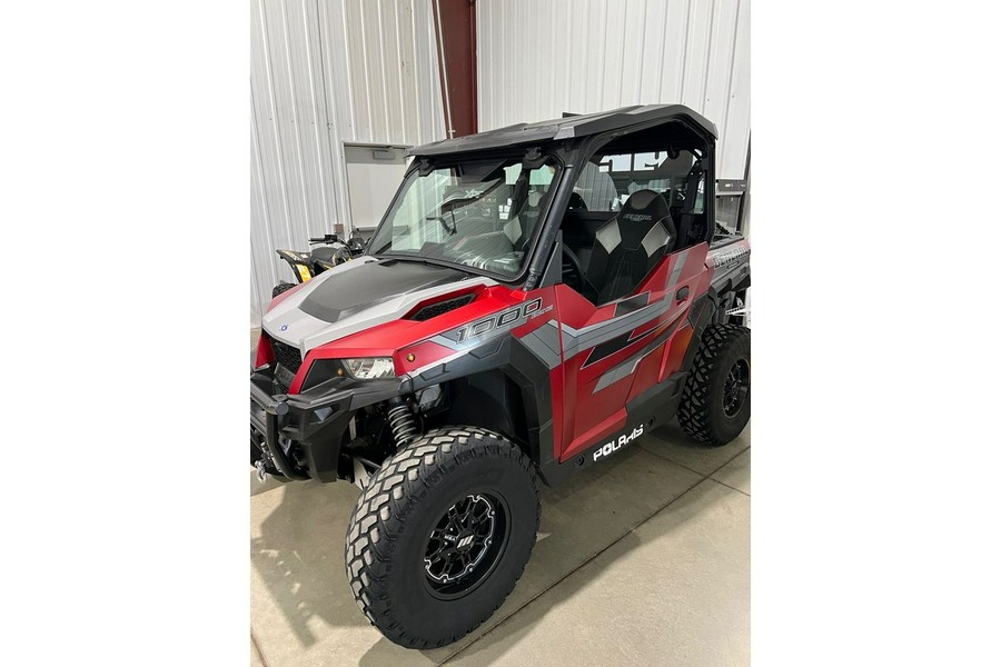 2018 Polaris Industries POLARIS GENERAL RC MATTE SUNSET RED 1000 EPS Ride Command® Edition