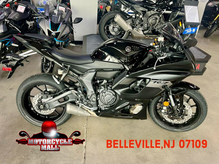 2025 Yamaha YZF R7