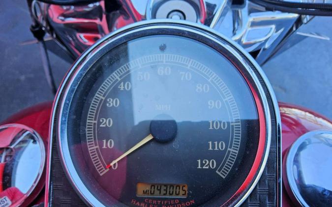 2004 Harley-Davidson FLHRCI Road King® Classic