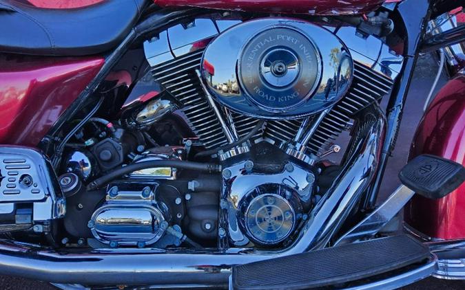 2004 Harley-Davidson FLHRCI Road King® Classic