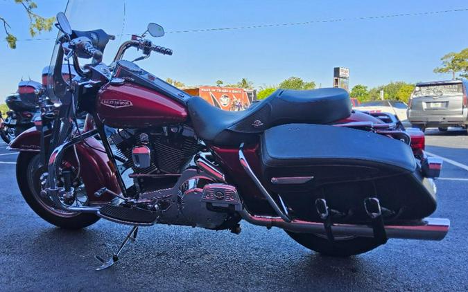 2004 Harley-Davidson FLHRCI Road King® Classic