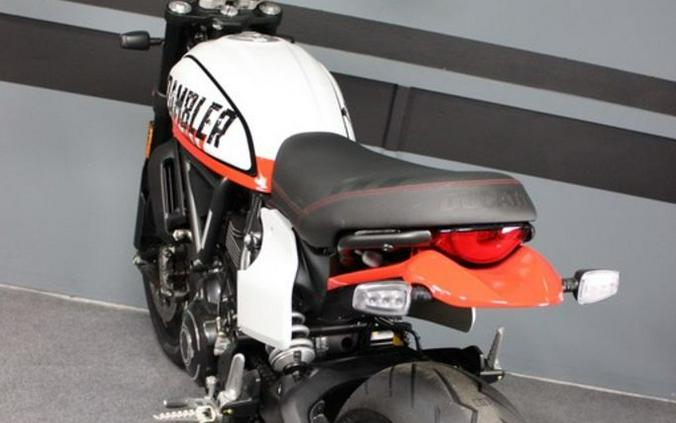 2022 Ducati Scrambler® Urban Motard