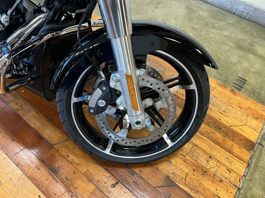 New 2024 Harley-Davidson Road Glide Grand American Touring Motorcycle For Sale Near Memphis, TN