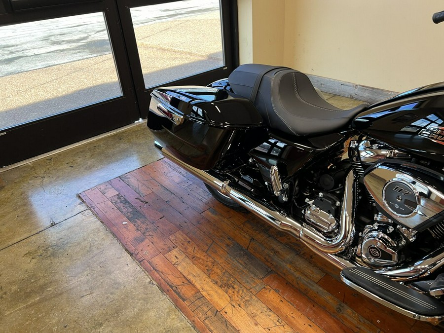 New 2024 Harley-Davidson Road Glide Grand American Touring Motorcycle For Sale Near Memphis, TN