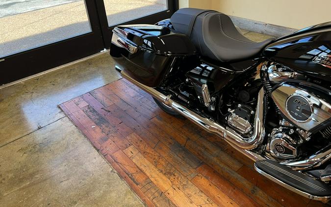 New 2024 Harley-Davidson Road Glide Grand American Touring Motorcycle For Sale Near Memphis, TN