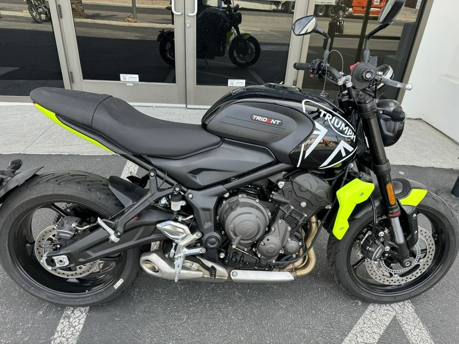 2024 Triumph Trident 660 Jet Black/Triumph Racing Yellow