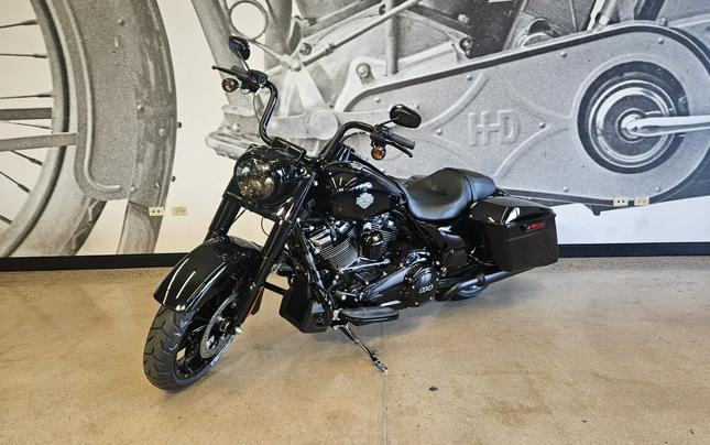 2025 Road King Special FLHRXS