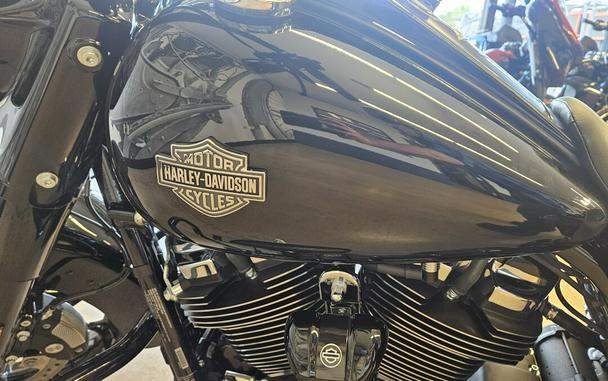 2025 Road King Special FLHRXS
