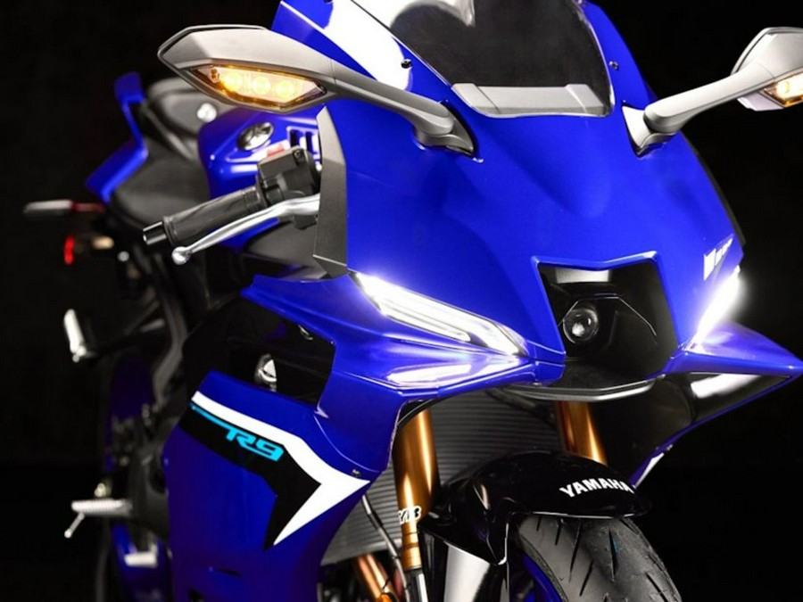 2025 Yamaha YZF R9