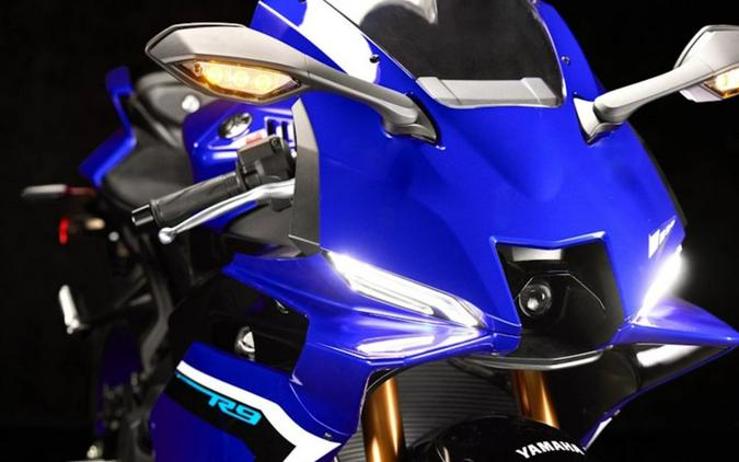 2025 Yamaha YZF R9