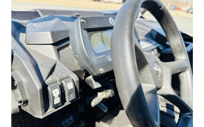2026 Can-Am SSV COM XT 64 1000R BK
