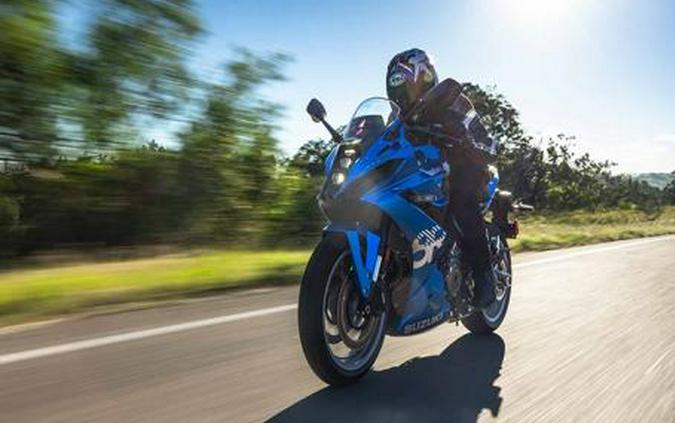 2025 Suzuki GSX-S 8R