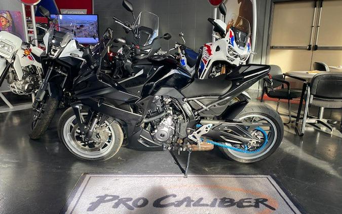 2025 Suzuki GSX-S 8R