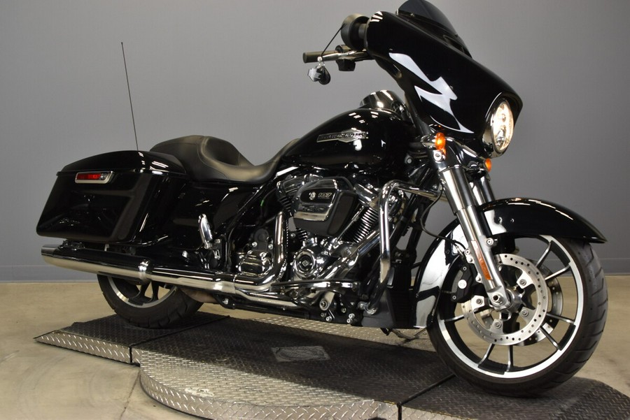 2022 Harley-Davidson Street Glide