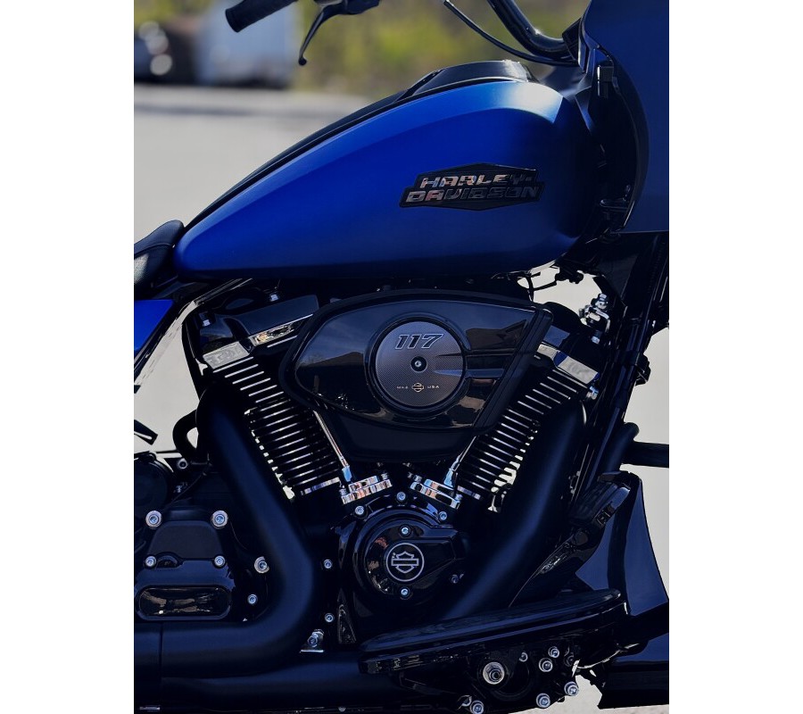 2026 Harley-Davidson® Road Glide® Aurora Blue Denim Black Trim