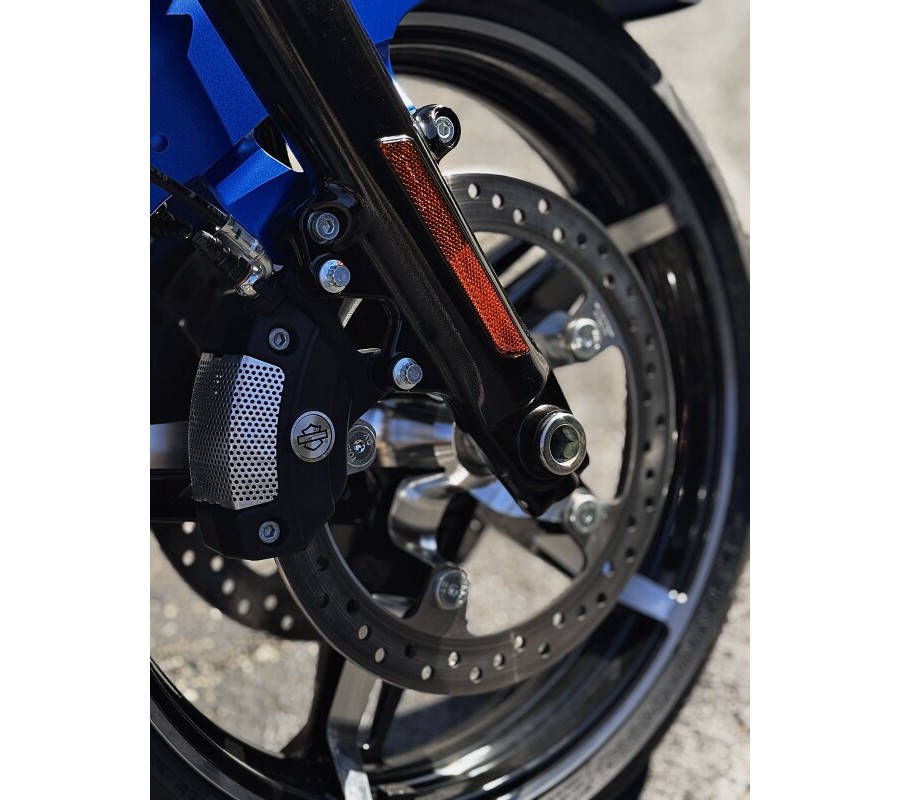 2026 Harley-Davidson® Road Glide® Aurora Blue Denim Black Trim