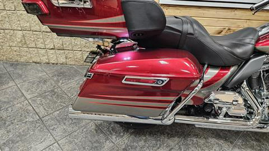 2016 Harley-Davidson CVO™ Road Glide™ Ultra