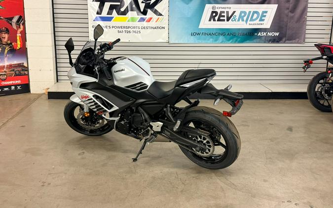 2026 Kawasaki Ninja® 650 ABS