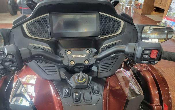 2026 Can-Am® Spyder RT Sea-to-Sky
